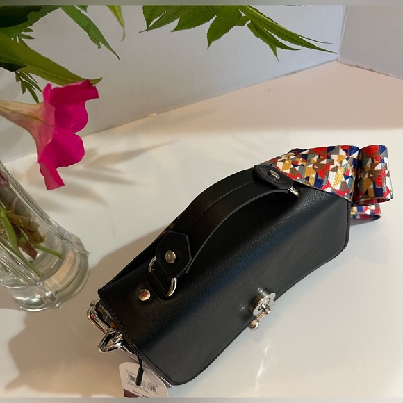 NWT MUNDI RFID Protection Blocking “Jamie” Top Handle Crossbody Wallet Purse - Picture 2 of 10